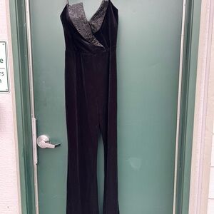 Elegant Black Sleeveless Jumpsuit